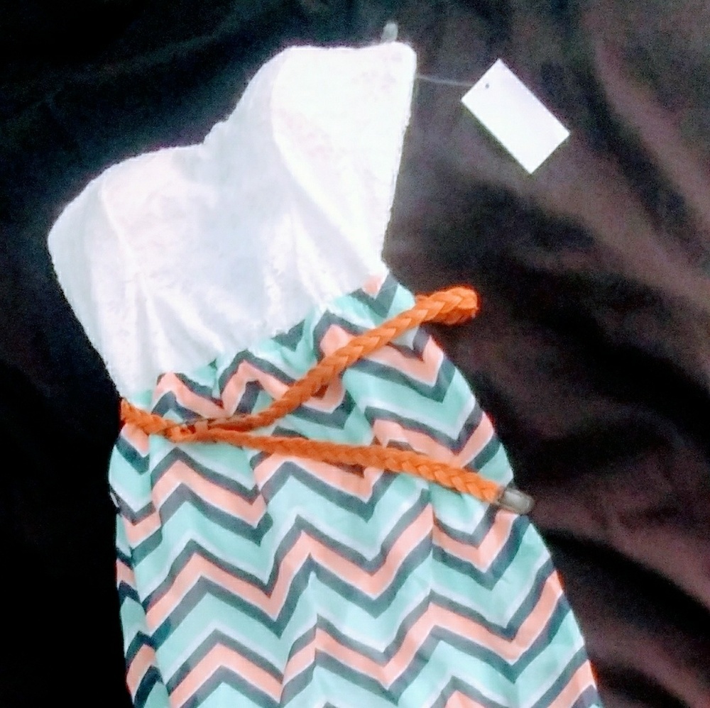 Justify strapless dress NWT